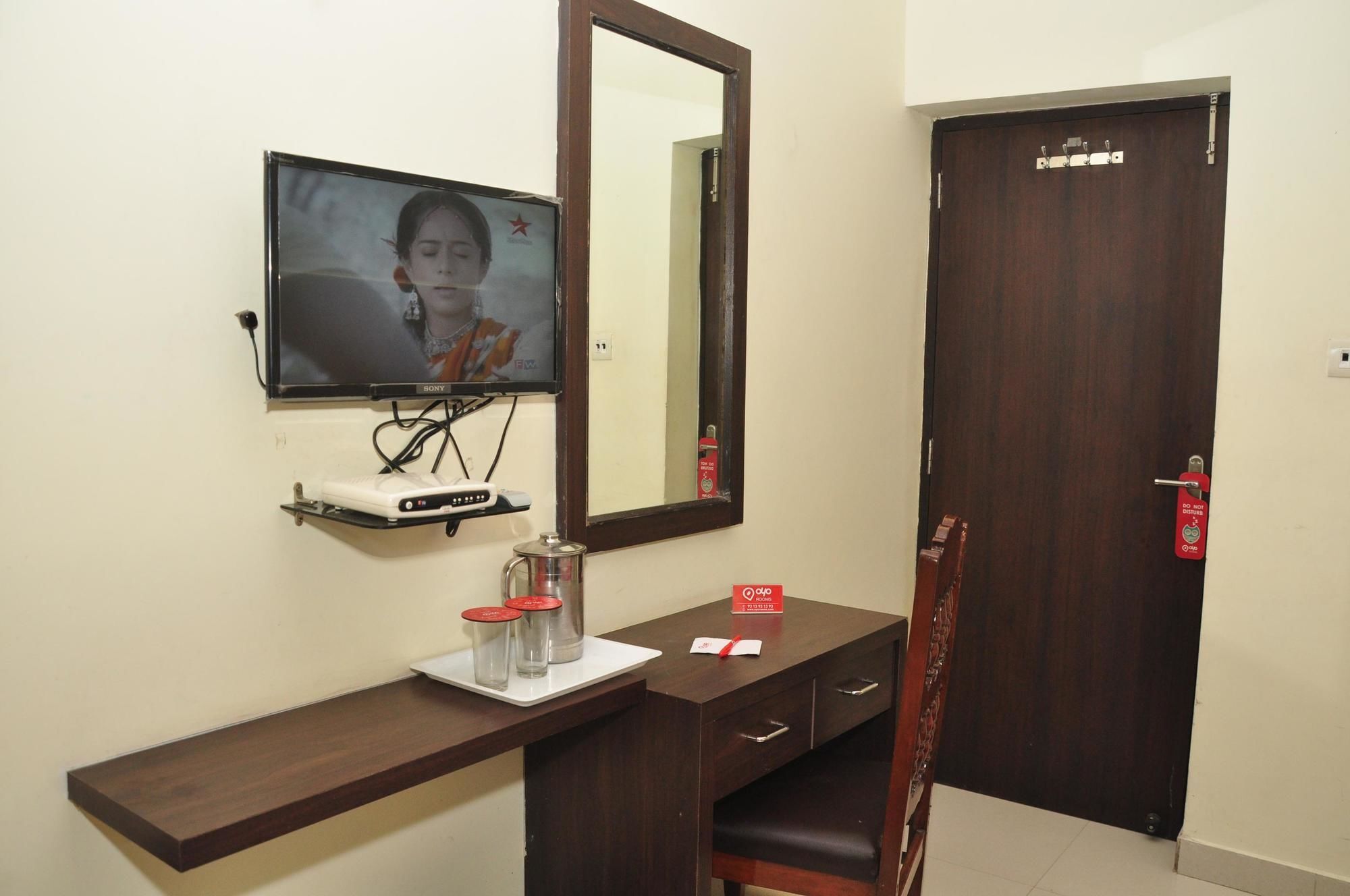 Oyo Rooms City Centre Guru Nanak Bhawan Amritsar Eksteriør bilde